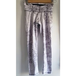 Flywheel Fly Bali Print Crop Leggings XS